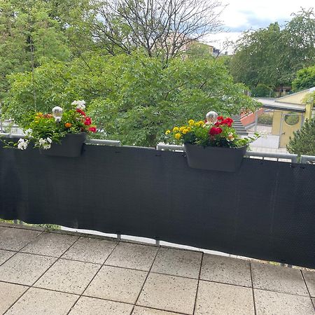 Moeblierte Wohnung Fuer Geschaeftsreisen/Ferienwohnung Plauen Stadtmitte ภายนอก รูปภาพ